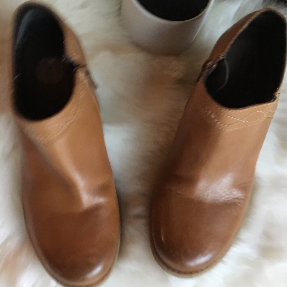 EARTH ANKLE BOOTS WOMEN SIZE 7